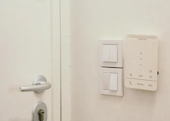 Liebe 16 Luxurious Volos