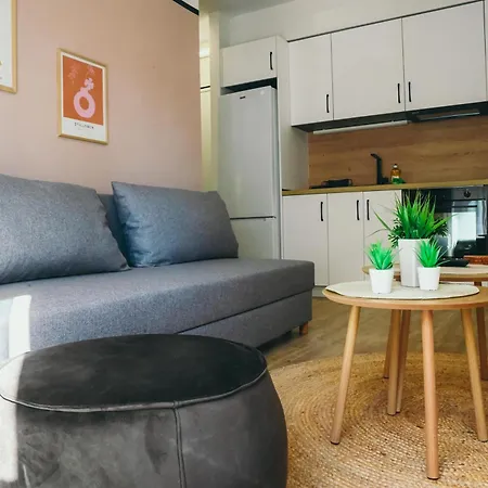 Liebe 16 Luxurious * Volos