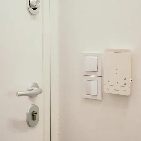 Liebe 16 Luxurious Volos